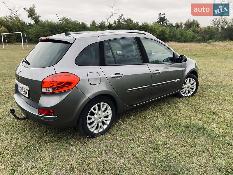 Универсал Renault Clio 2010 в Борисполе