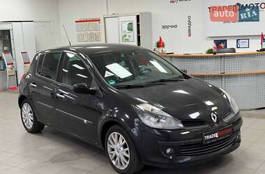 Хэтчбек Renault Clio 2007 в 