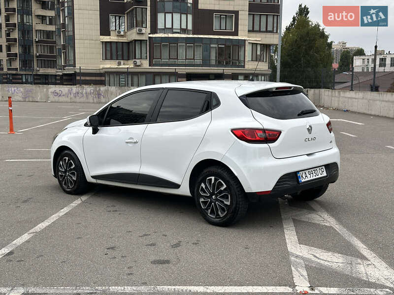 Хэтчбек Renault Clio 2015 в Киеве