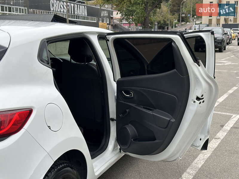 Хэтчбек Renault Clio 2015 в Киеве