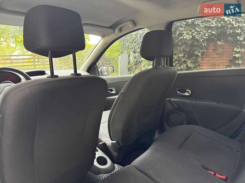 Хэтчбек Renault Clio 2007 в Киеве