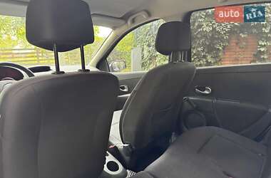 Хэтчбек Renault Clio 2007 в 