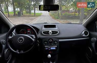 Хэтчбек Renault Clio 2007 в 