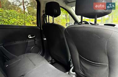 Хэтчбек Renault Clio 2007 в 