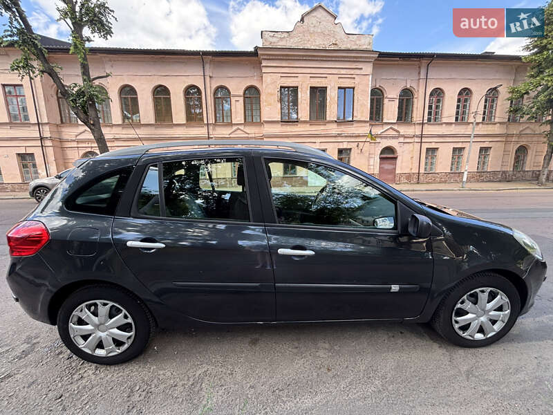 Универсал Renault Clio 2009 в Житомире