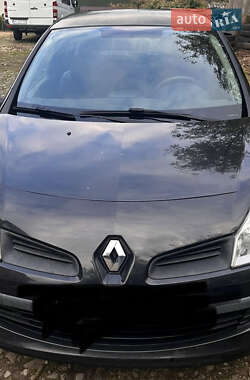 Хэтчбек Renault Clio 2006 в Львове