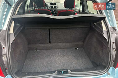 Хэтчбек Renault Clio 2007 в 