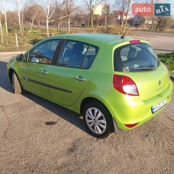 Хэтчбек Renault Clio 2009 в Чернигове