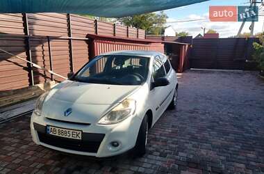 Хэтчбек Renault Clio 2012 в Виннице