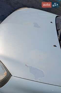 Хэтчбек Renault Clio 2001 в 