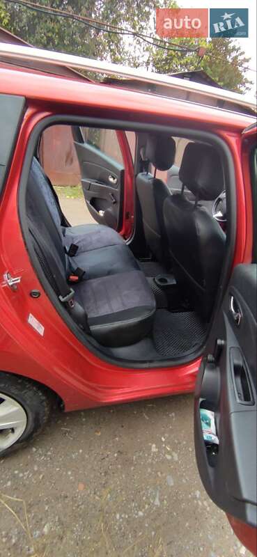 Универсал Renault Clio 2014 в Львове