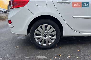 Універсал Renault Clio 2011 в 