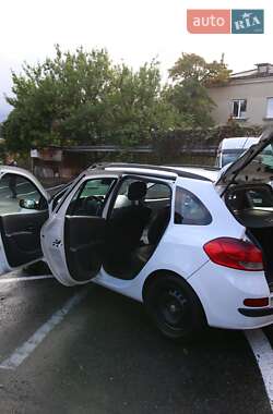 Хэтчбек Renault Clio 2009 в 
