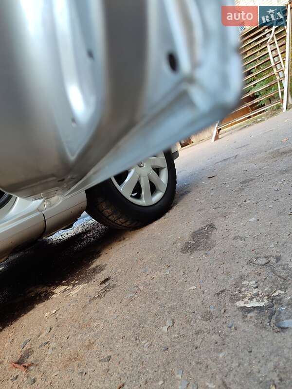 Универсал Renault Clio 2007 в Славянске
