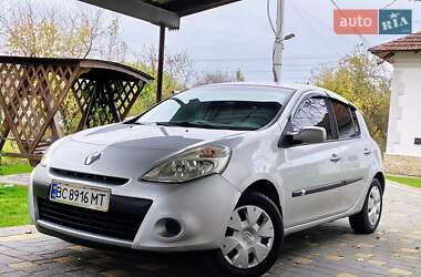 Хетчбек Renault Clio 2010 в 