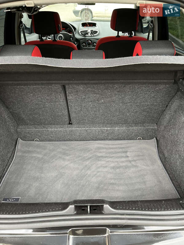 Хэтчбек Renault Clio 2007 в Ивано-Франковске фото 24 Хэтчбек Renault Clio 2007 в Ивано-Франковске
