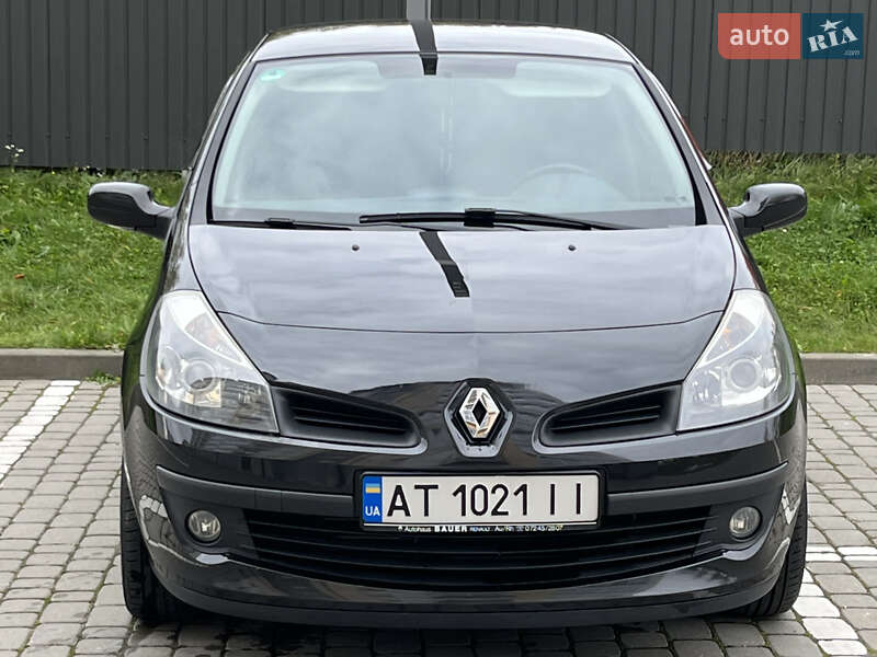 Хэтчбек Renault Clio 2007 в Ивано-Франковске фото 62 Хэтчбек Renault Clio 2007 в Ивано-Франковске