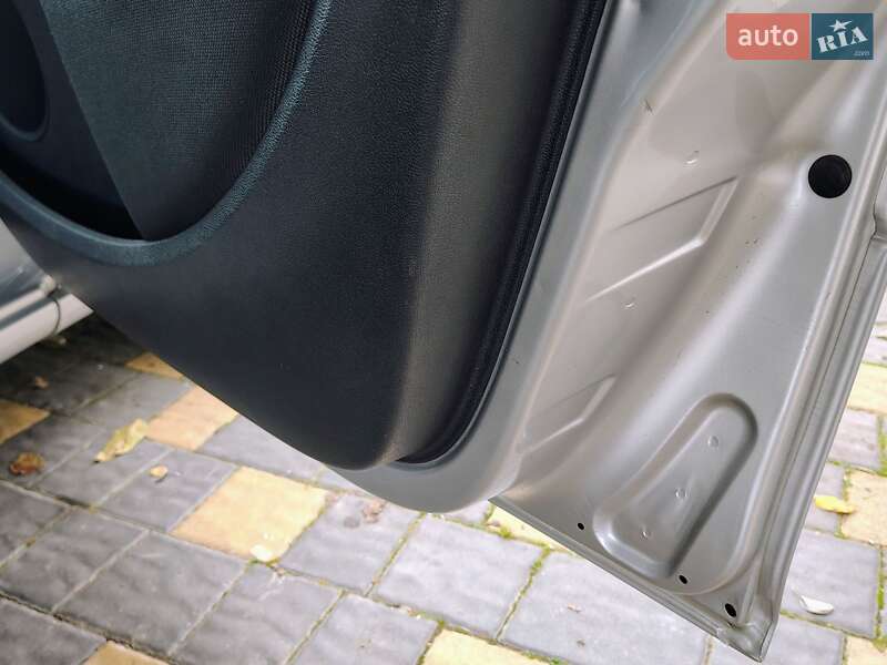 Хэтчбек Renault Clio 2010 в Бориславе