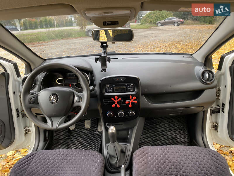 Хетчбек Renault Clio 2013 в Чорткові