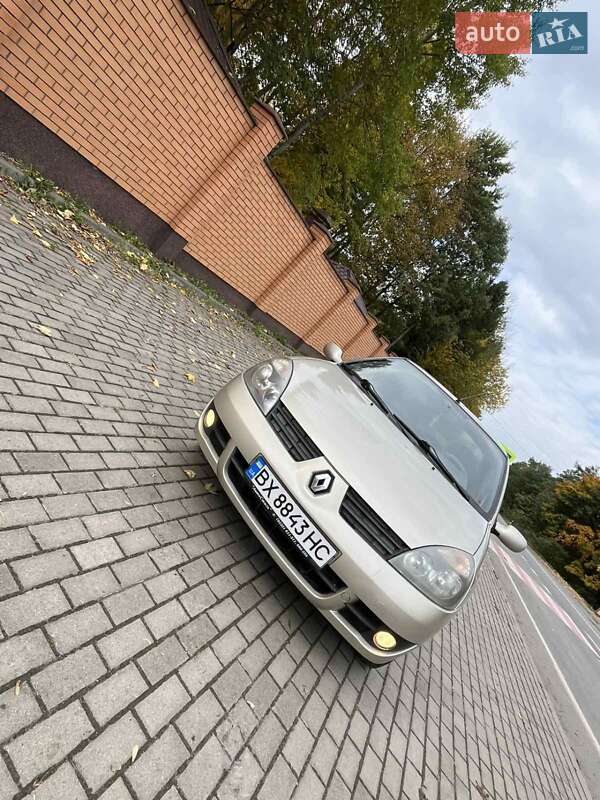 Седан Renault Clio 2007 в Красилове