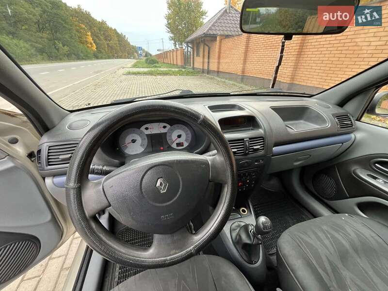 Седан Renault Clio 2007 в Красилове