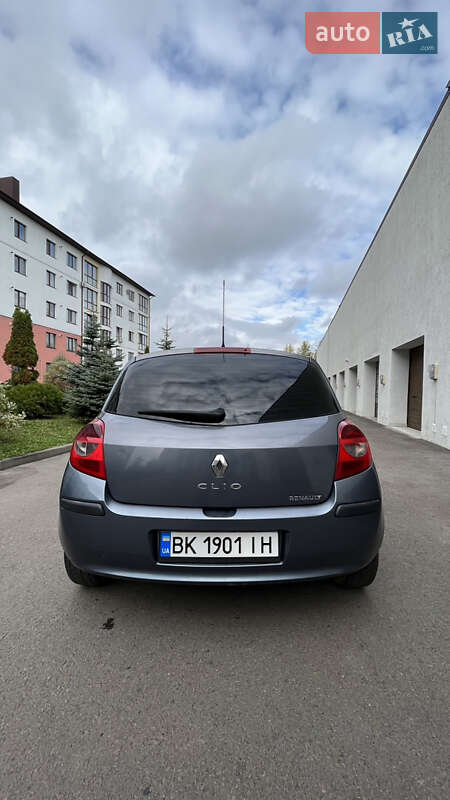 Хетчбек Renault Clio 2005 в Рівному