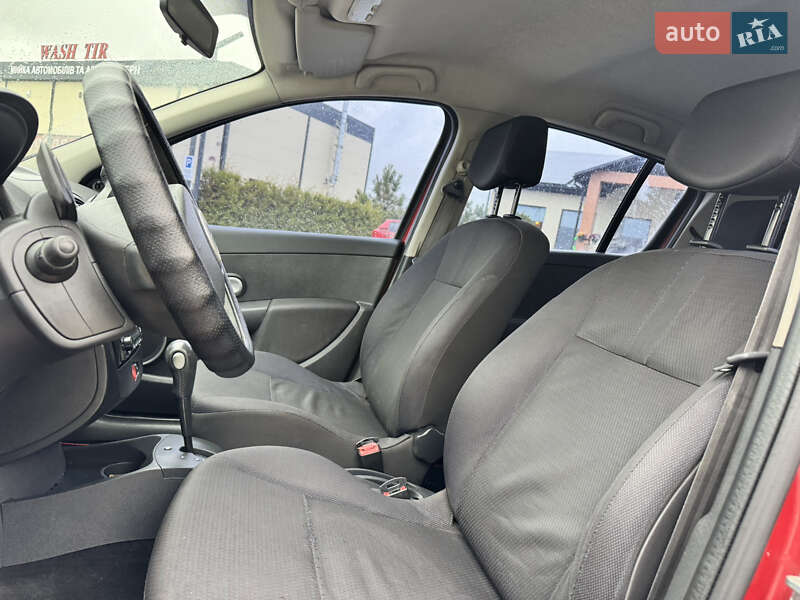 Хэтчбек Renault Clio 2007 в Виннице
