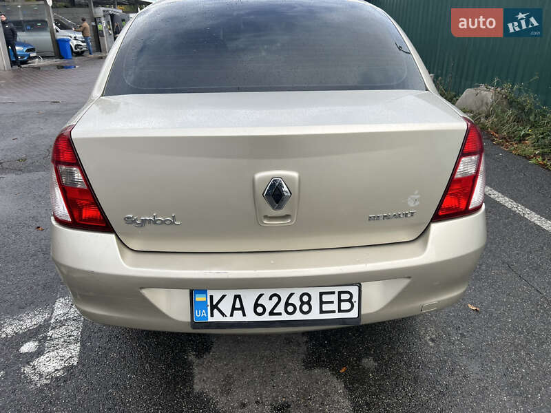 Седан Renault Clio 2008 в Києві