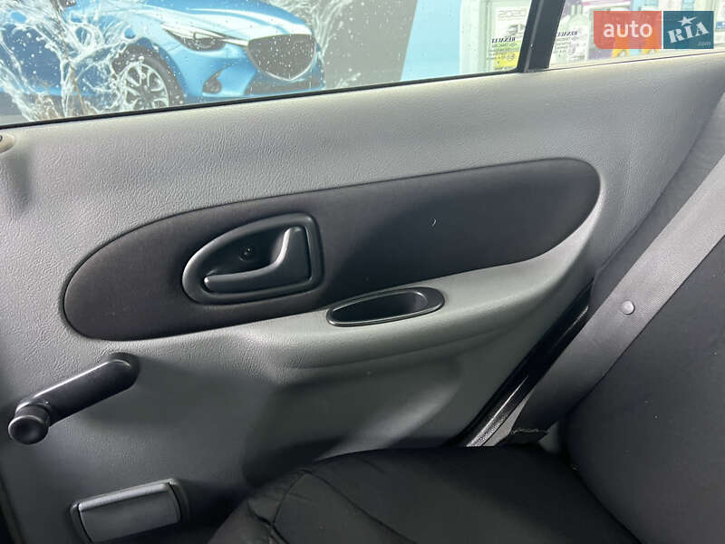 Седан Renault Clio 2008 в Києві