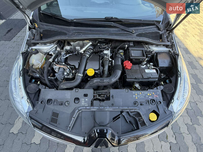 Універсал Renault Clio 2018 в Чернівцях фото 23 Універсал Renault Clio 2018 в Чернівцях