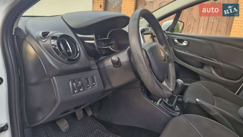 Универсал Renault Clio 2015 в Николаеве