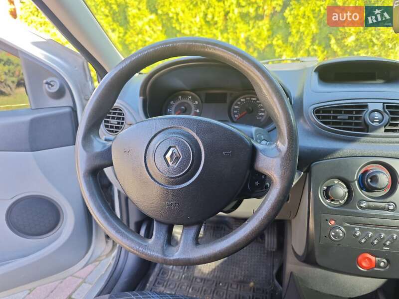 Хетчбек Renault Clio 2007 в Стрию фото 13 Хетчбек Renault Clio 2007 в Стрию