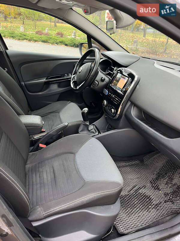 Хэтчбек Renault Clio 2015 в Буче