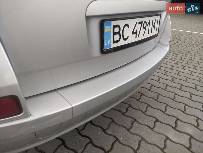 Универсал Renault Clio 2009 в Пустомытах