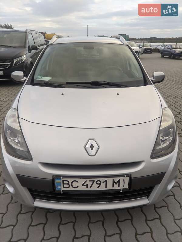 Универсал Renault Clio 2009 в Пустомытах
