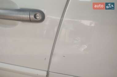 Хэтчбек Renault Clio 2012 в 