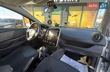 Універсал Renault Clio 2016 в  фото 38 Універсал Renault Clio 2016 в