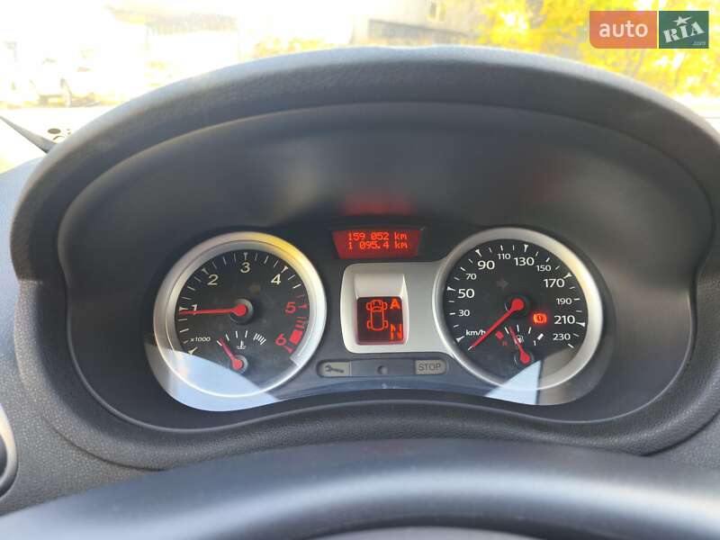 Хетчбек Renault Clio 2010 в Львові фото 9 Хетчбек Renault Clio 2010 в Львові