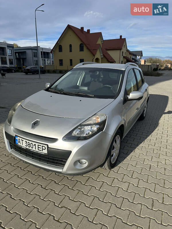Универсал Renault Clio 2009 в Ивано-Франковске фото Универсал Renault Clio 2009 в Ивано-Франковске