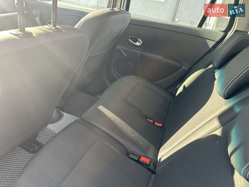 Универсал Renault Clio 2009 в Ивано-Франковске фото 8 Универсал Renault Clio 2009 в Ивано-Франковске