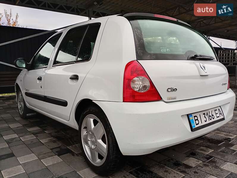 Хетчбек Renault Clio 2011 в Полтаві фото 3 Хетчбек Renault Clio 2011 в Полтаві