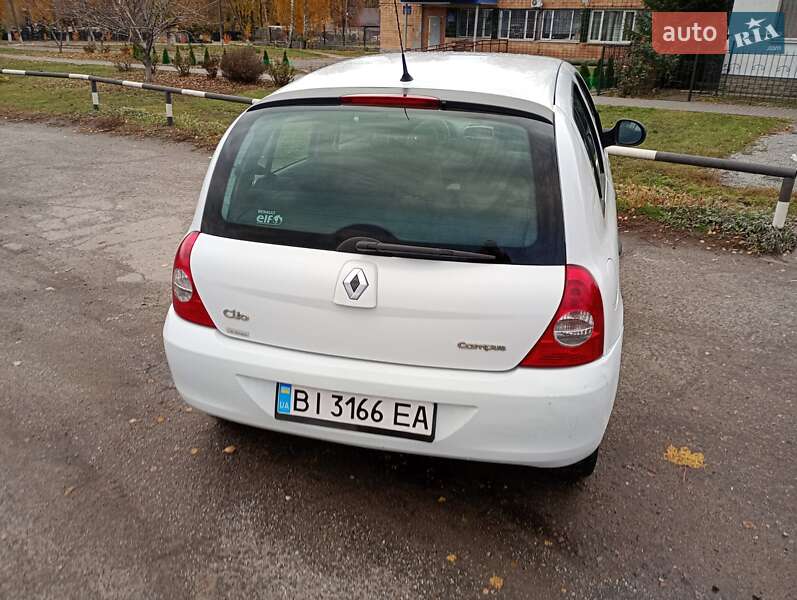 Хетчбек Renault Clio 2011 в Полтаві фото 30 Хетчбек Renault Clio 2011 в Полтаві