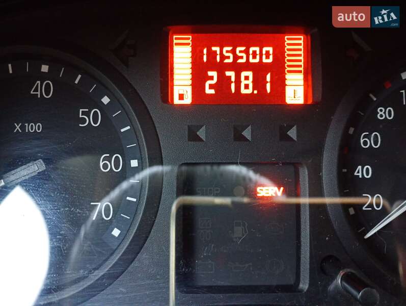 Хетчбек Renault Clio 2011 в Полтаві фото 41 Хетчбек Renault Clio 2011 в Полтаві