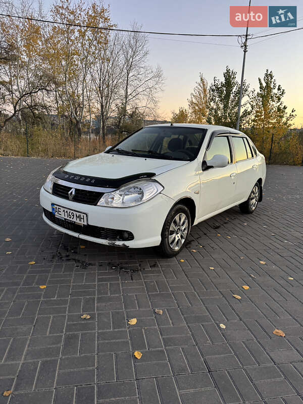 Renault Clio 2012 Renault Clio 2012