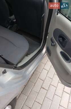 Седан Renault Clio 2005 в Вінниці