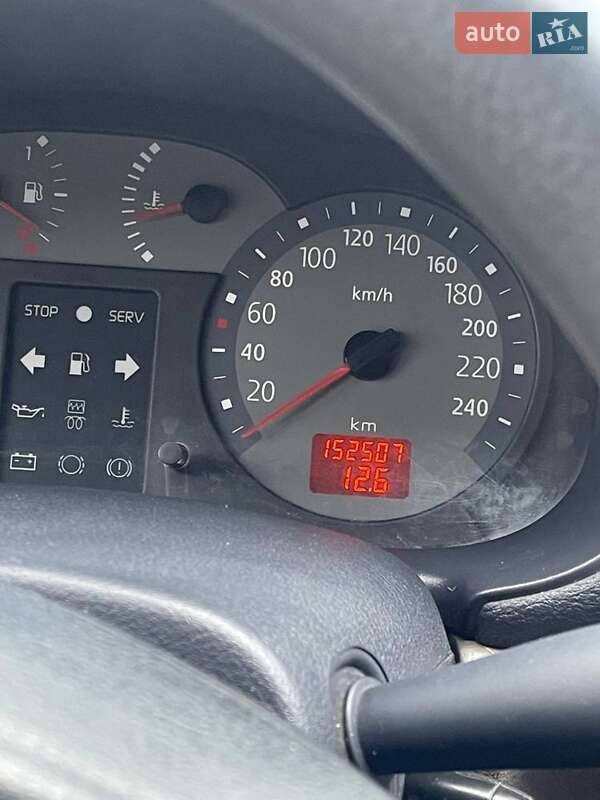 Седан Renault Clio 2005 в Виннице фото 5 Седан Renault Clio 2005 в Виннице