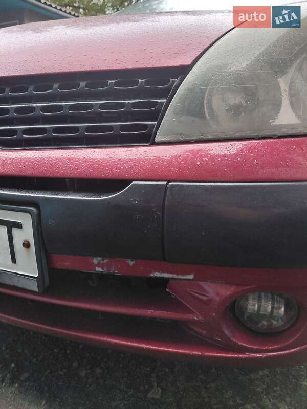 Хетчбек Renault Clio 2002 в Сторожинці