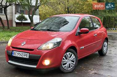Седан Renault Clio 2010 в Львові