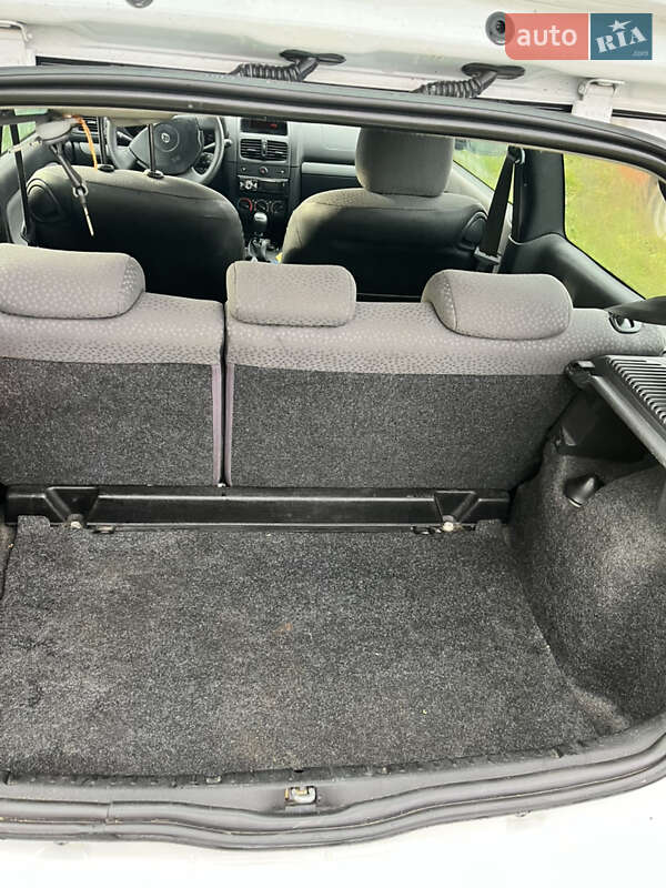 Хетчбек Renault Clio 2007 в Тернополі