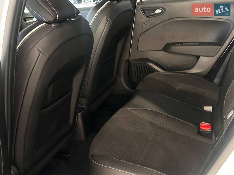 Хэтчбек Renault Clio 2021 в Львове фото 24 Хэтчбек Renault Clio 2021 в Львове